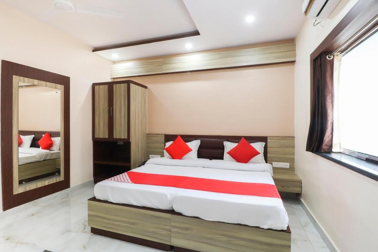 Capital O Hotel 7Th Heaven Jamshedpur Exterior foto